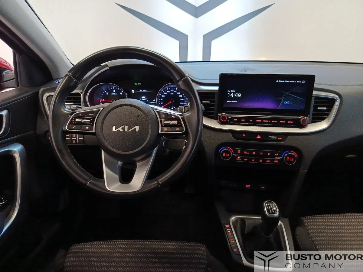 Kia Ceed Sport Wagon usata a Varese (10)