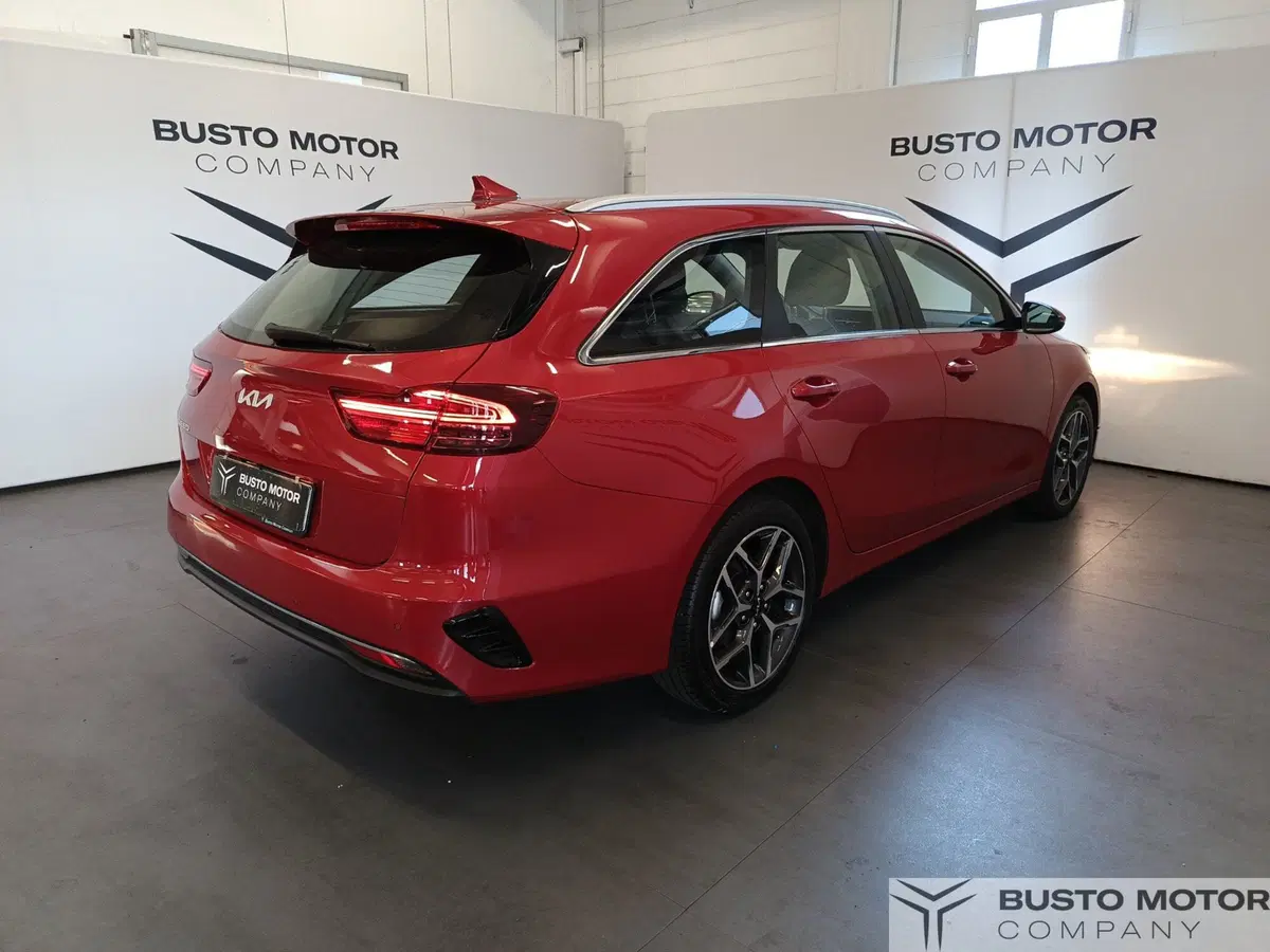 Kia Ceed Sport Wagon usata a Varese (7)
