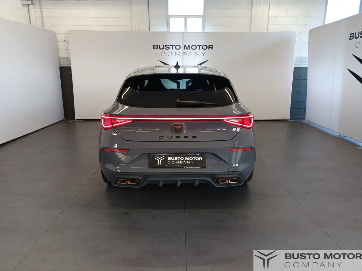 Cupra Leon usata a Varese (6)