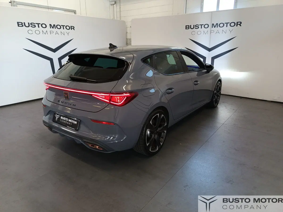 Cupra Leon usata a Varese (7)