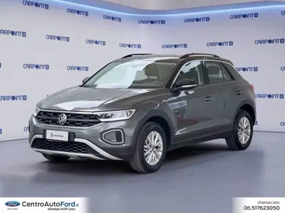 Volkswagen T-Roc 2.0 tdi Life 115cv del 2025 usata a Albano Laziale
