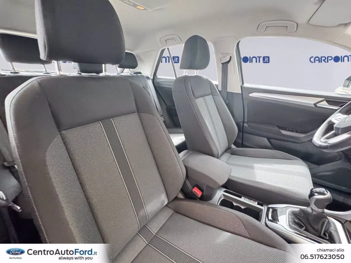 Volkswagen T-Roc usata a Roma (7)