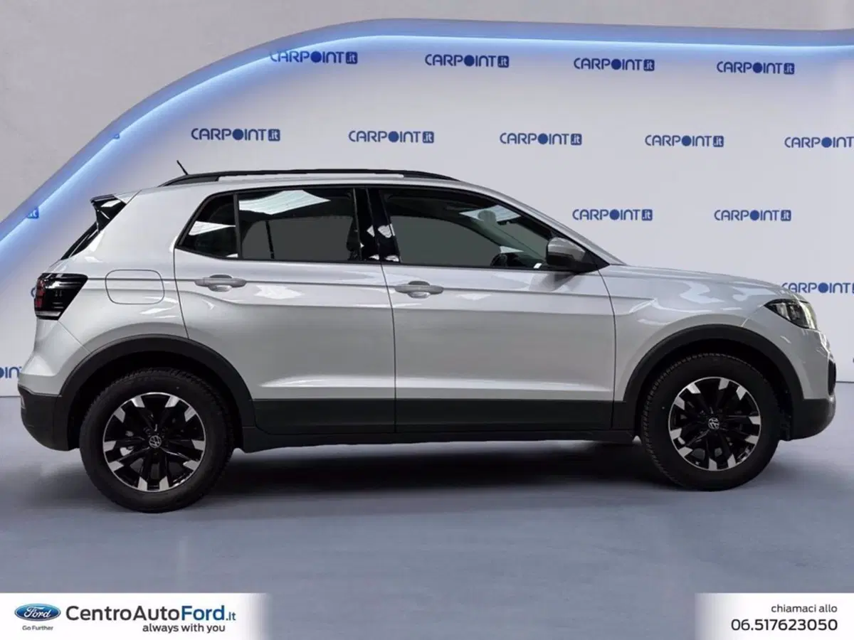 Volkswagen T-Cross usata a Roma (6)