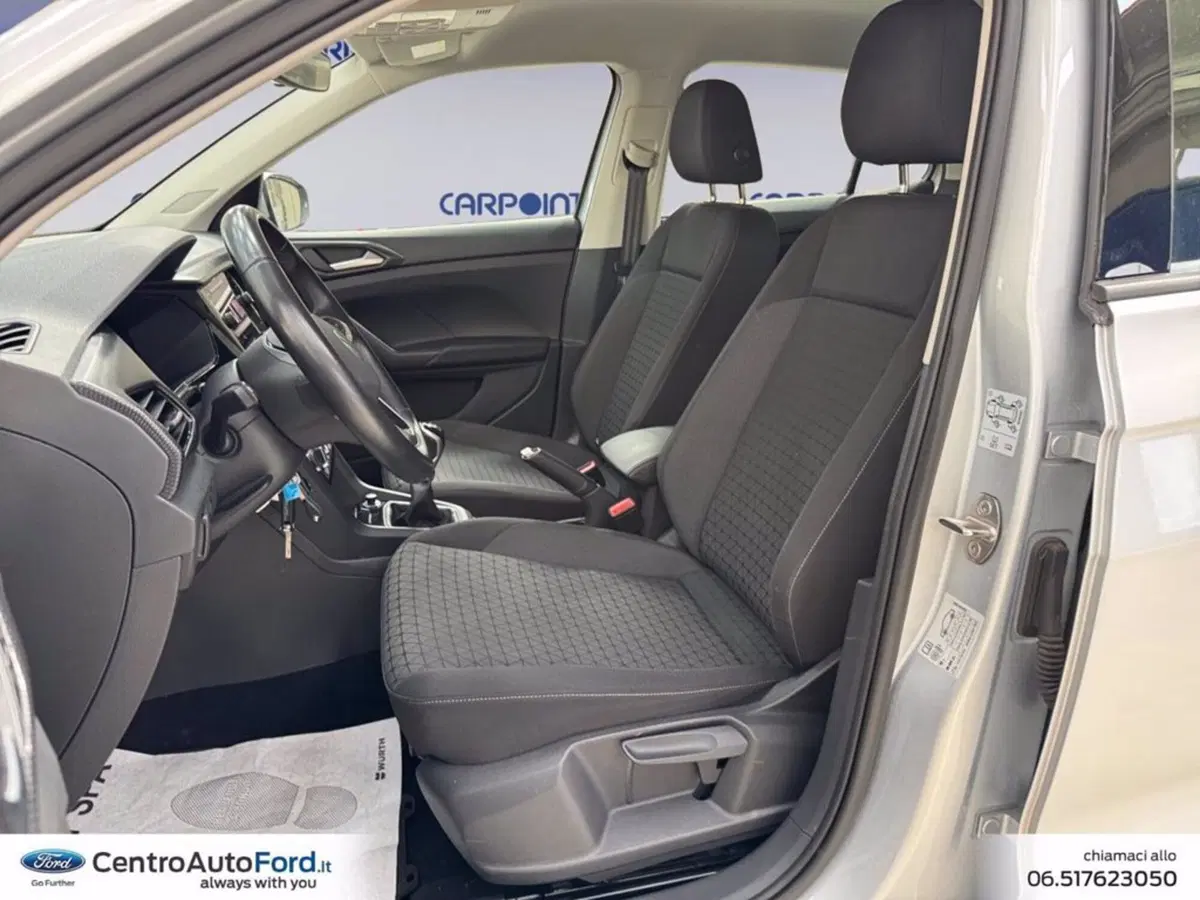 Volkswagen T-Cross usata a Roma (9)