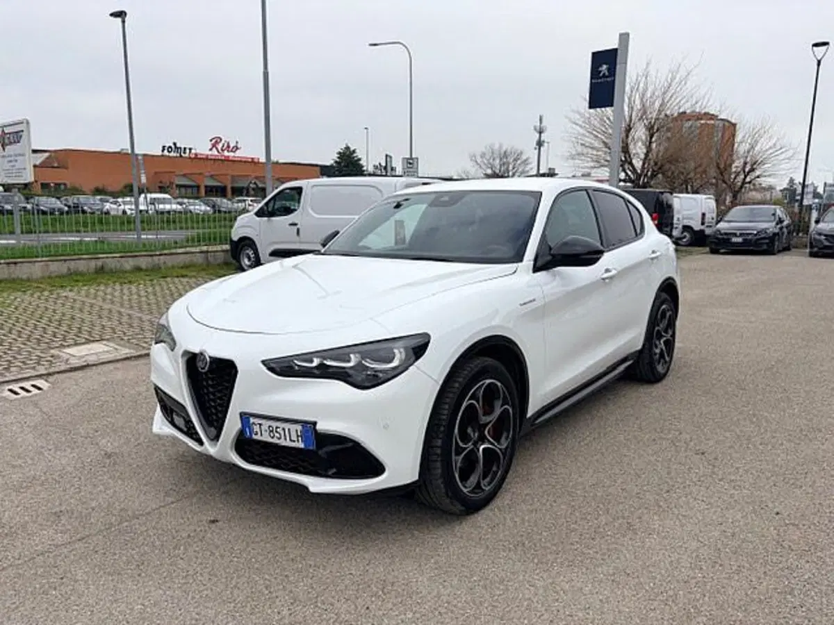 Alfa Romeo Stelvio usata a Ravenna