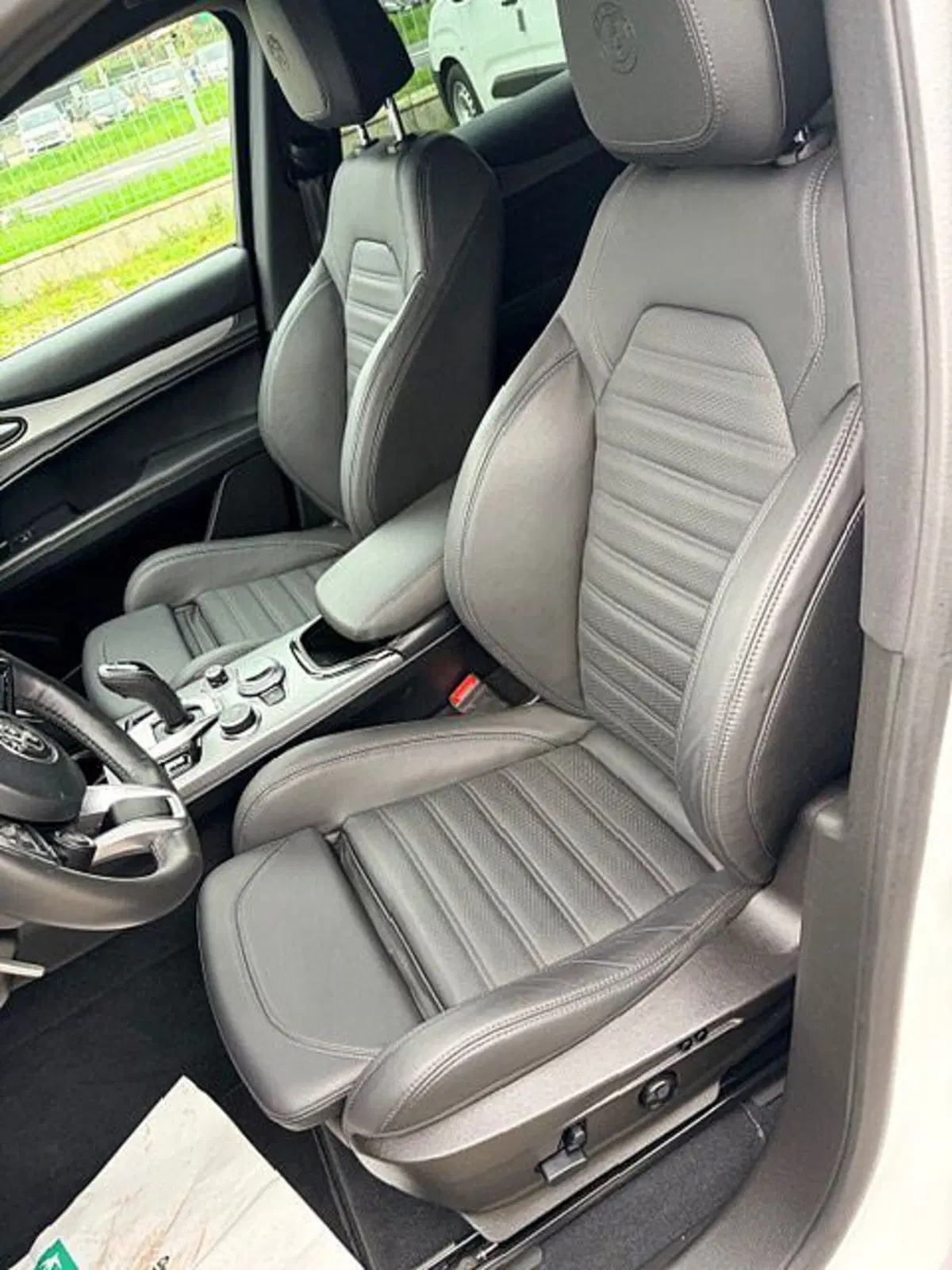 Alfa Romeo Stelvio usata a Ravenna (16)
