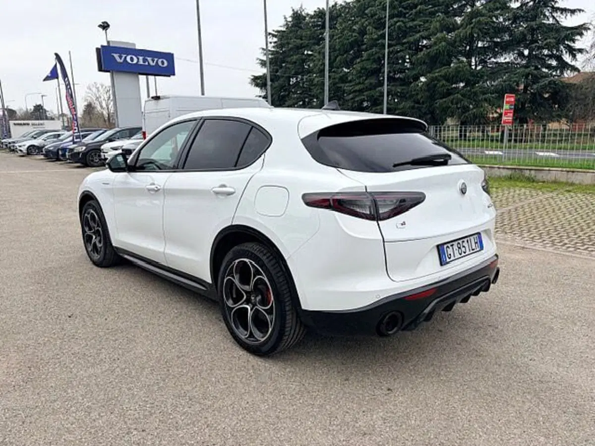 Alfa Romeo Stelvio usata a Ravenna (8)