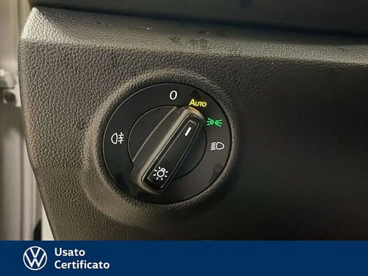 Volkswagen T-Roc usata a Vicenza (16)
