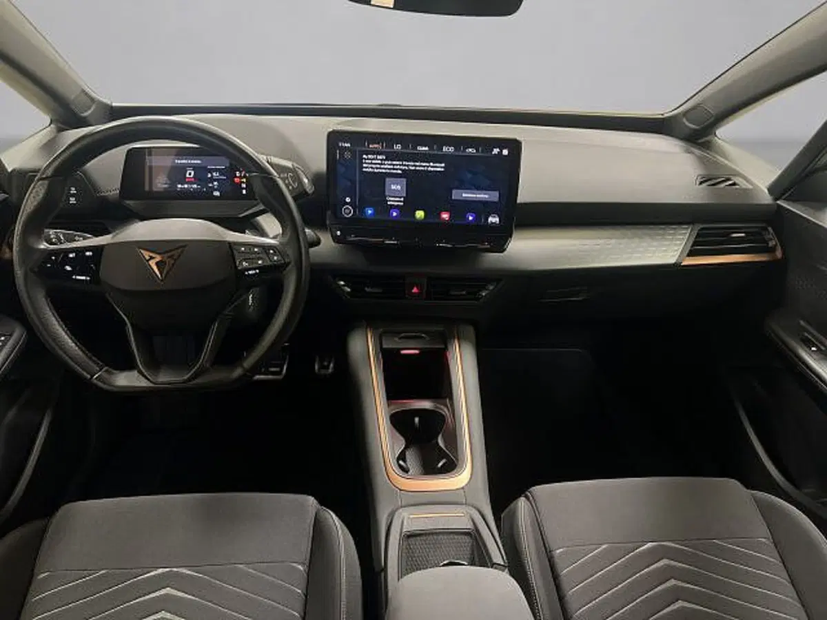 Cupra Born usata a Vicenza (8)
