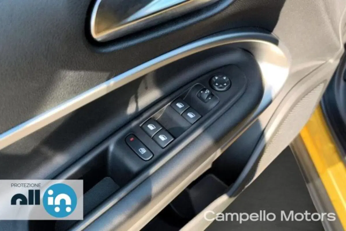 Jeep Avenger usata a Venezia (16)