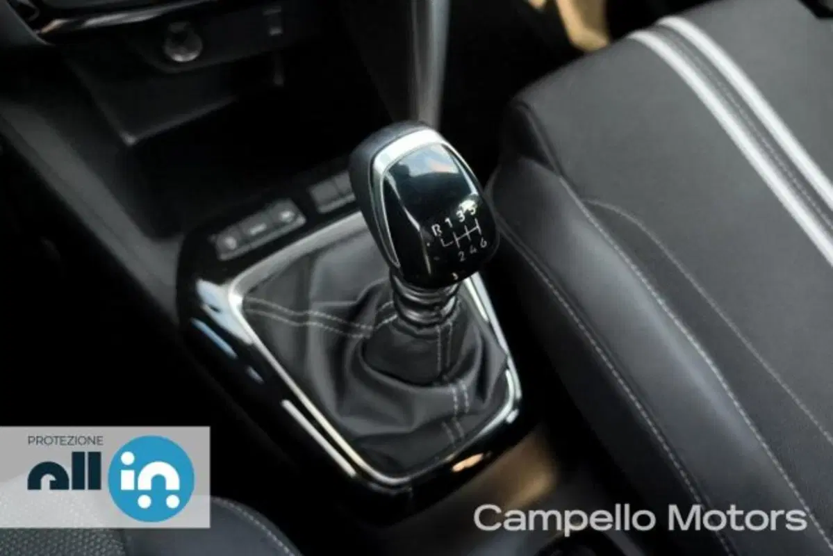 Opel Corsa usata a Venezia (13)