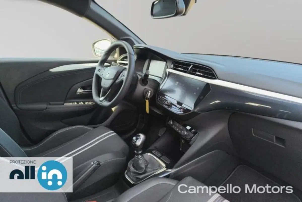 Opel Corsa usata a Venezia (14)