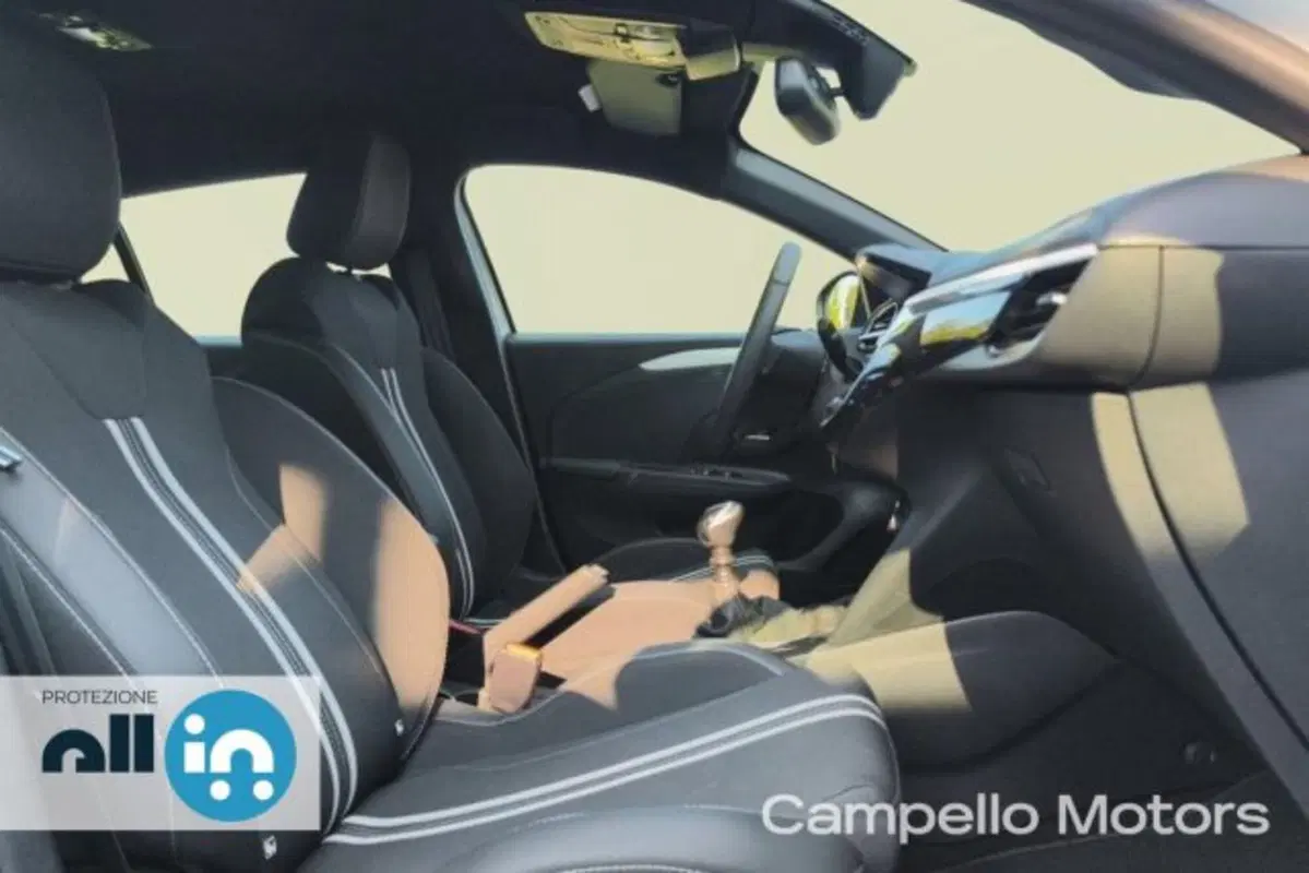 Opel Corsa usata a Venezia (15)