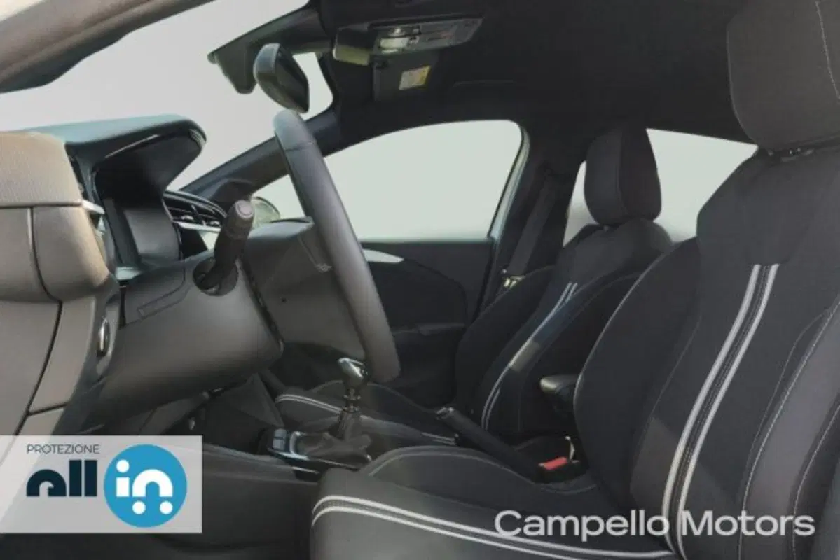 Opel Corsa usata a Venezia (5)