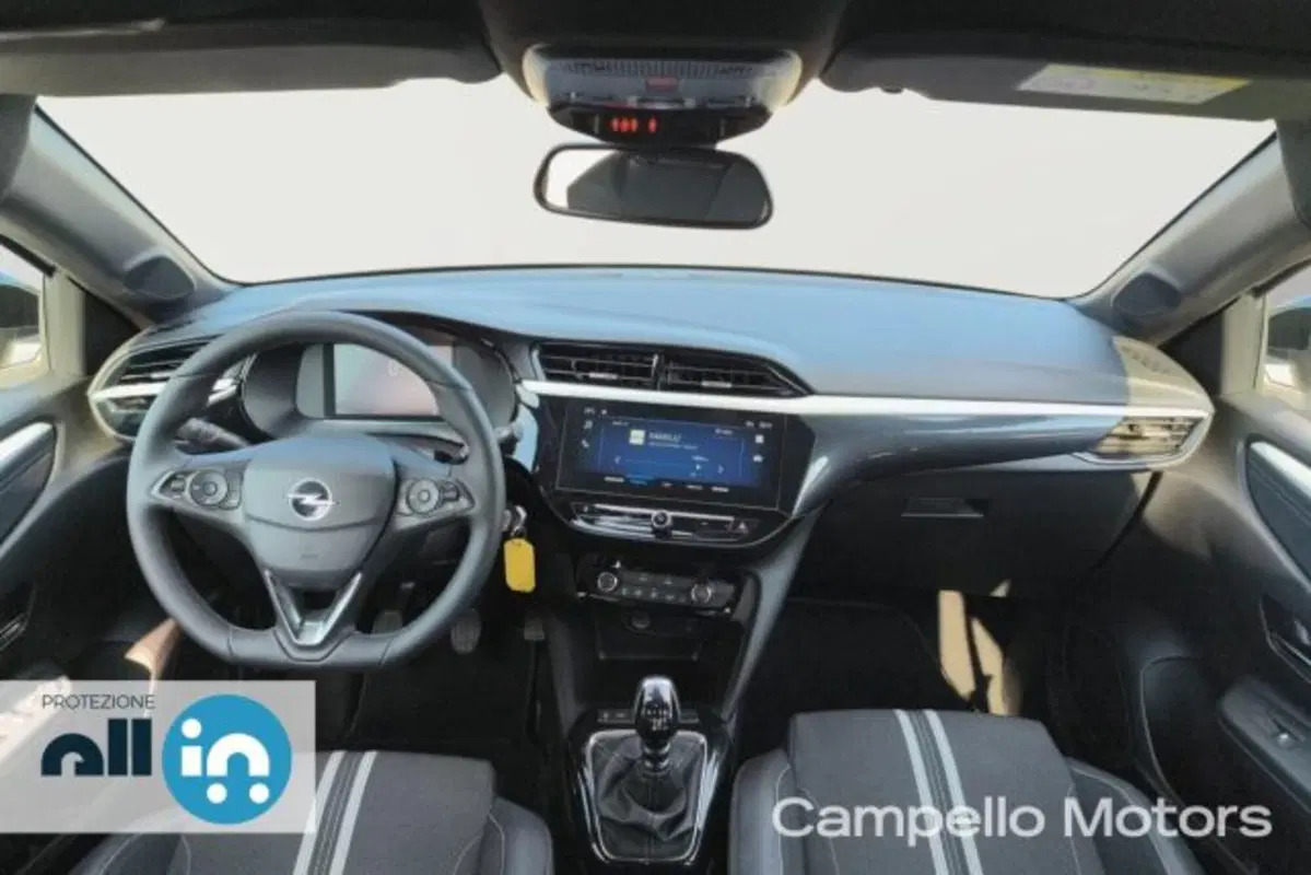 Opel Corsa usata a Venezia (7)