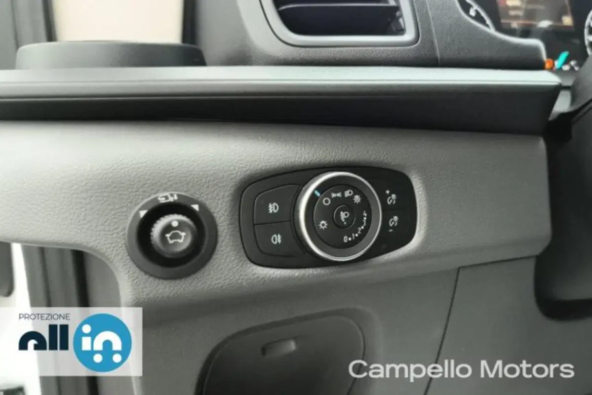 Ford Transit Furgone usata a Venezia (18)