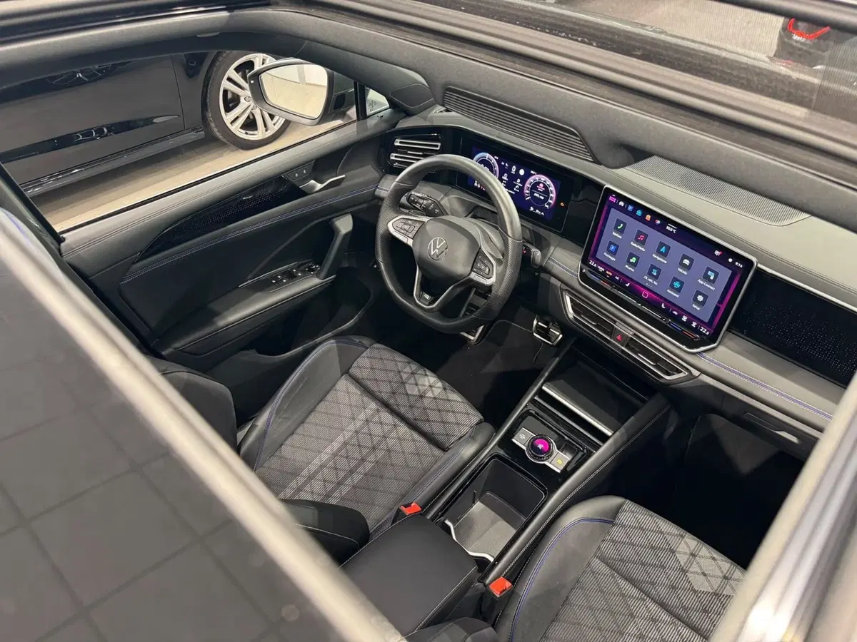 Volkswagen Tiguan usata a Varese (12)