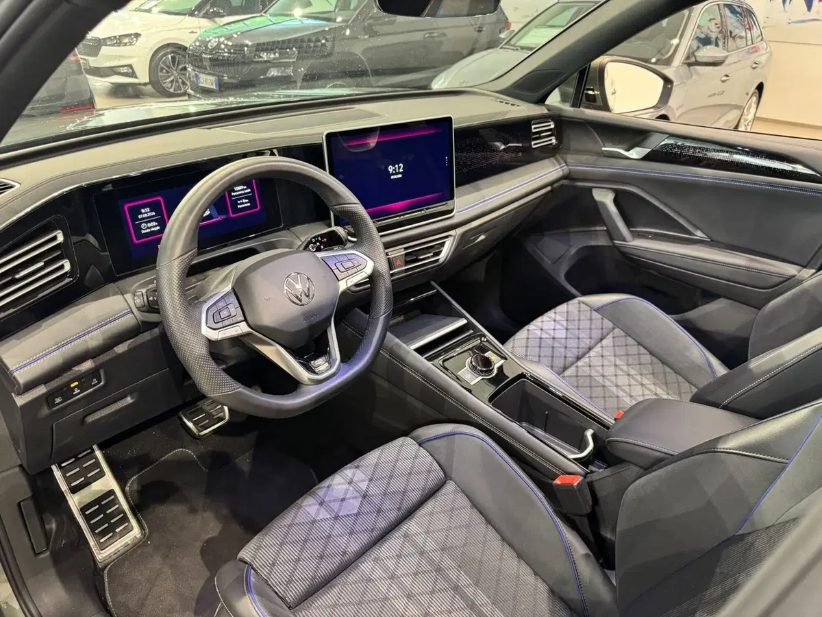 Volkswagen Tiguan usata a Varese (8)