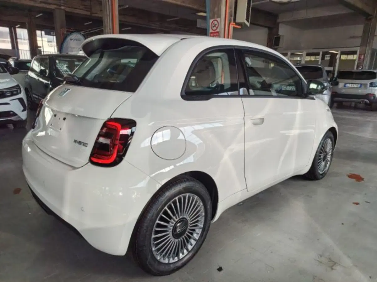 Fiat 500 nuova a Forlì-Cesena (8)