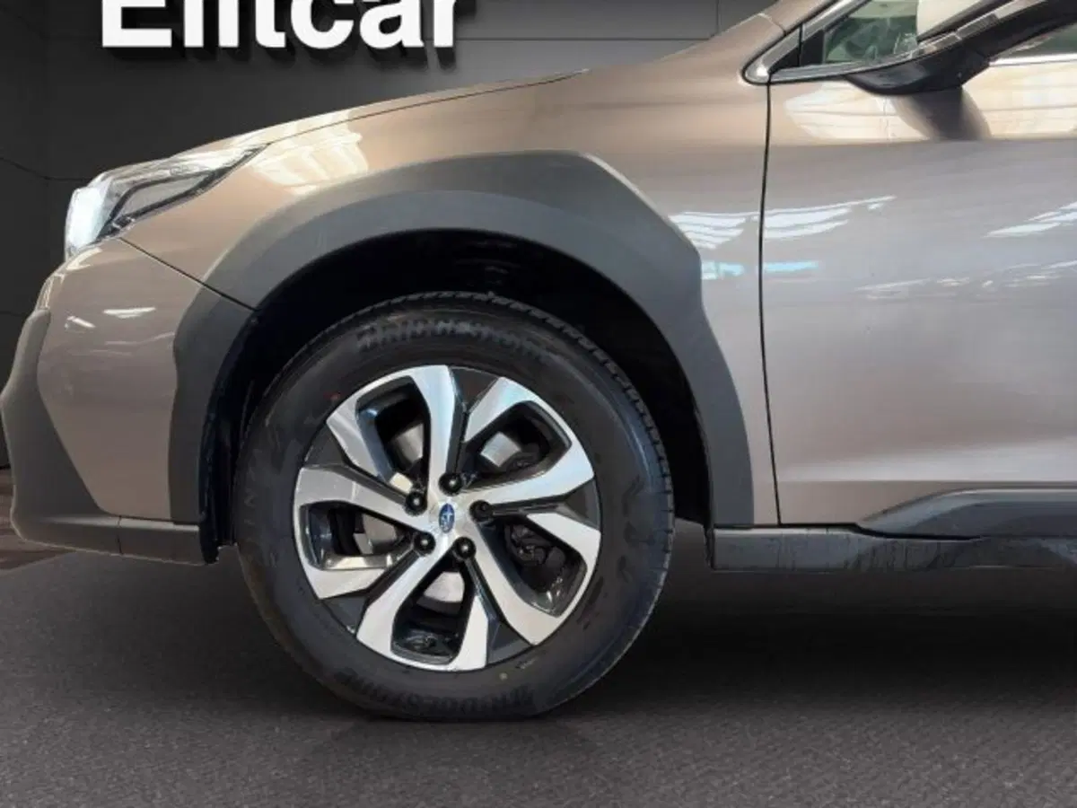 Subaru Outback usata a Novara (14)