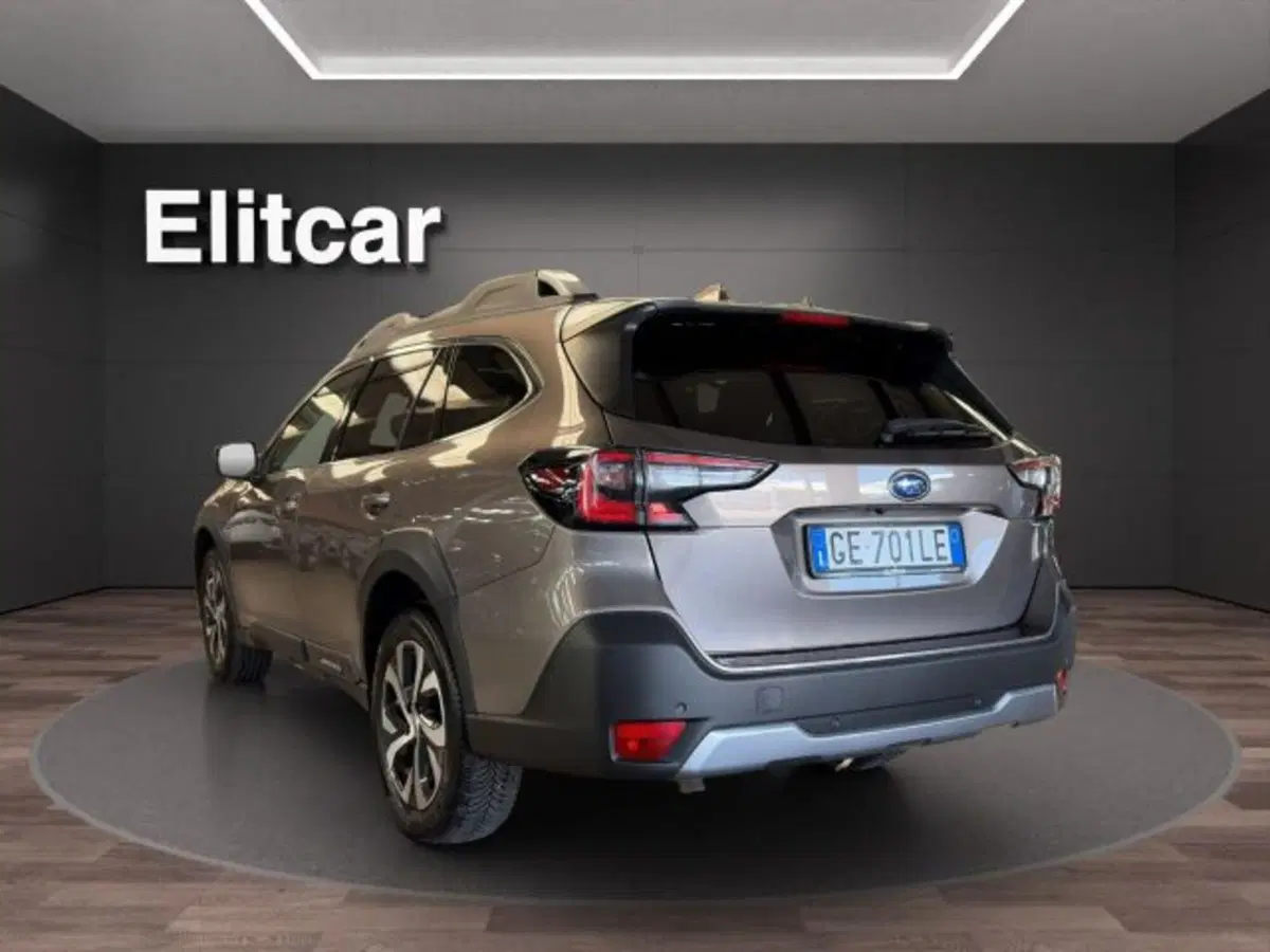Subaru Outback usata a Novara (6)