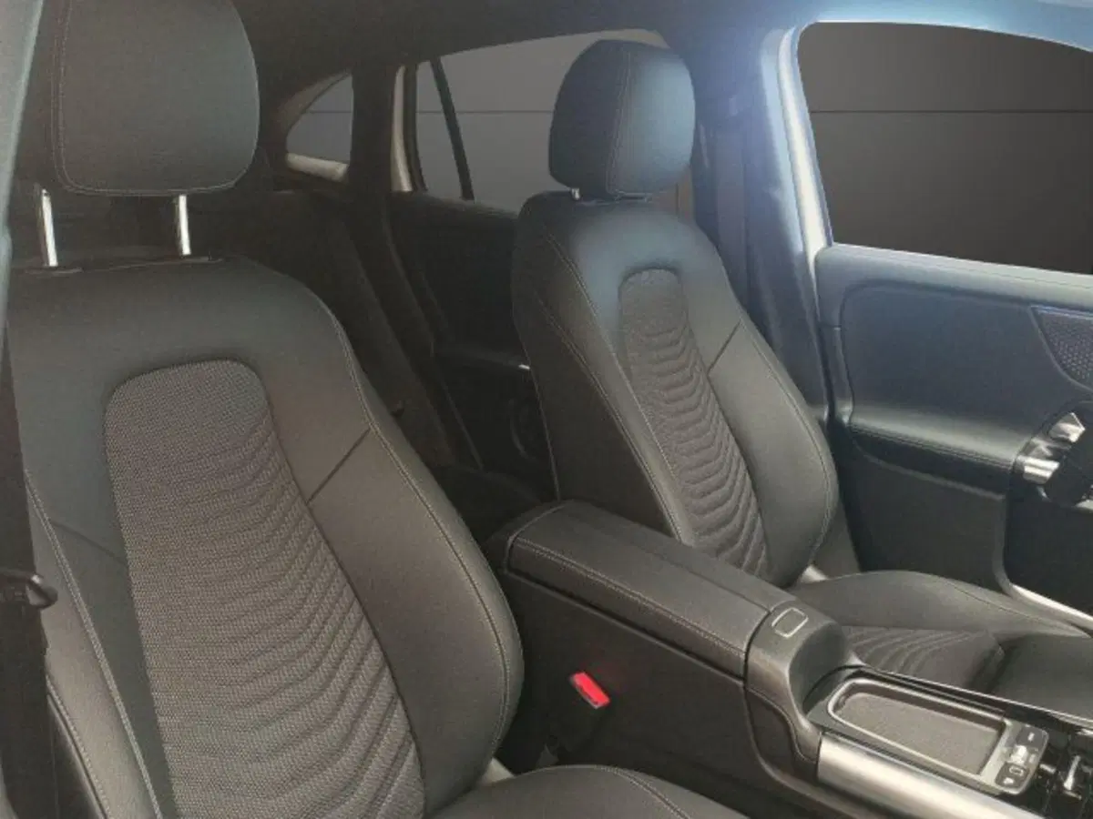 Mercedes-Benz GLA SUV usata a Novara (14)