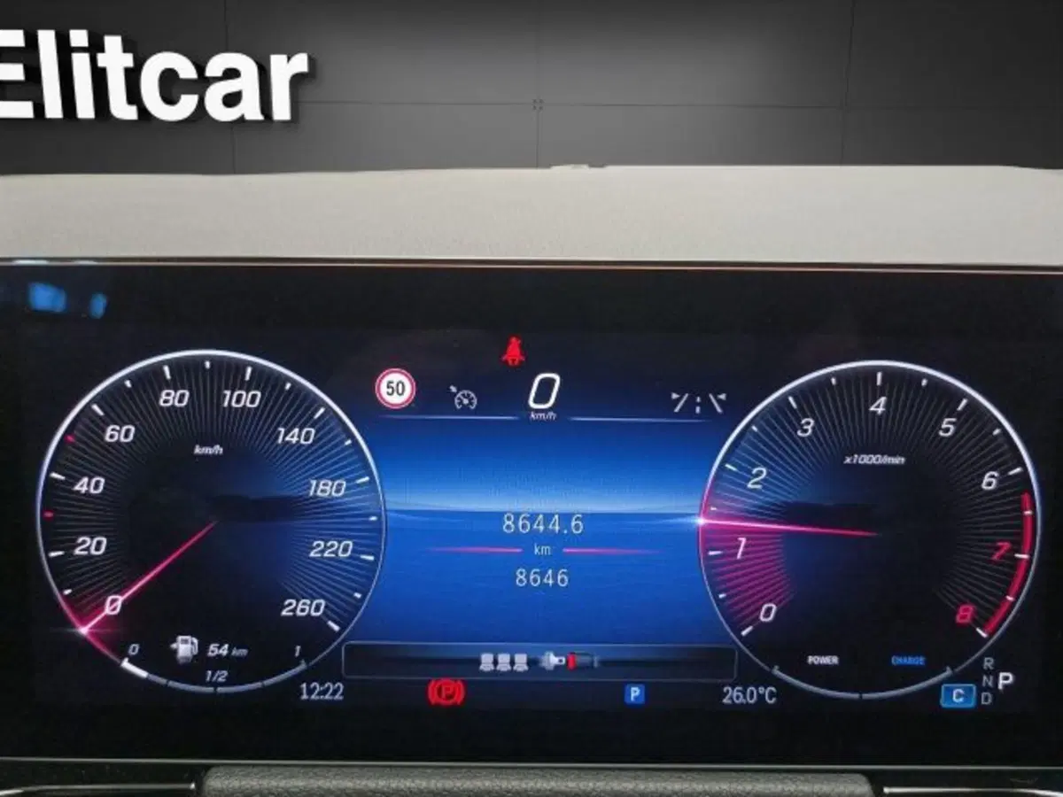 Mercedes-Benz GLA SUV usata a Novara (18)