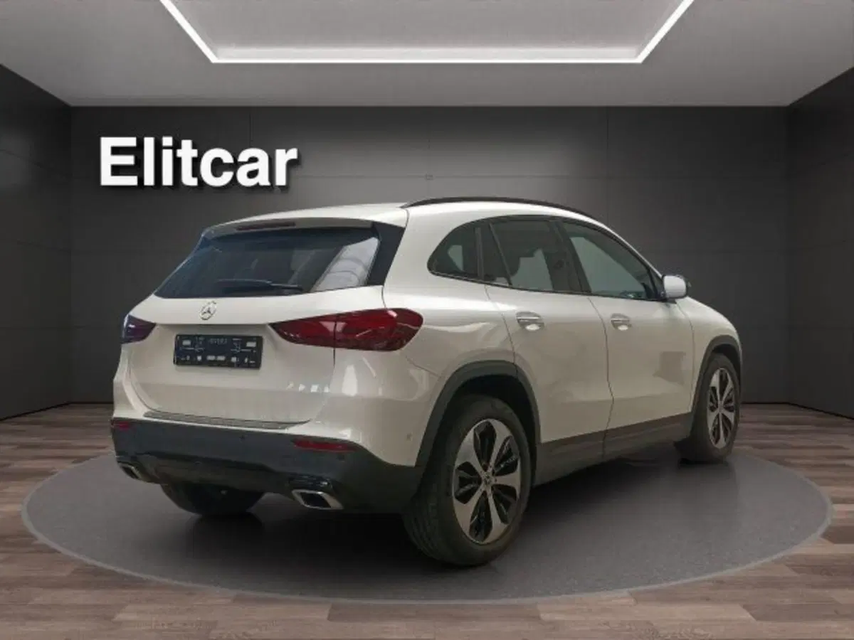 Mercedes-Benz GLA SUV usata a Novara (3)