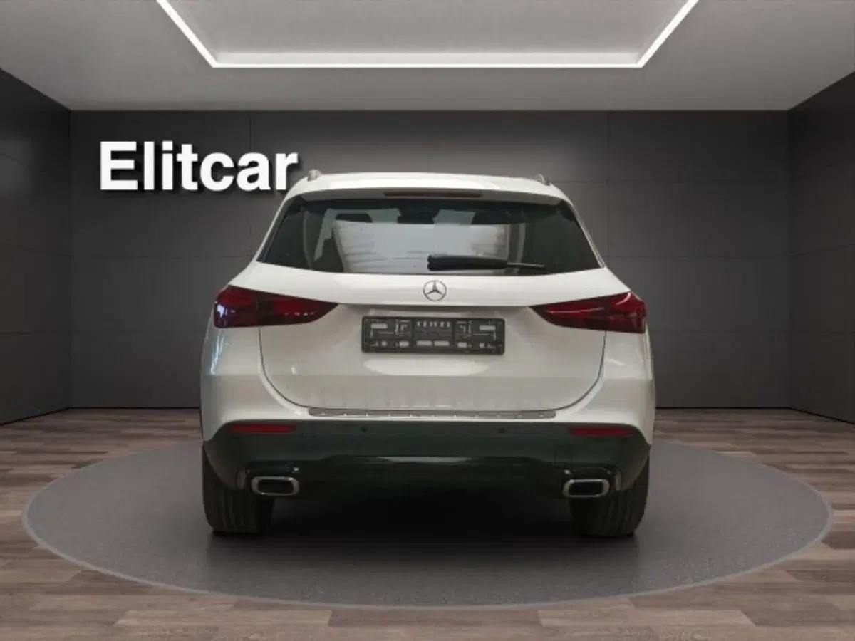 Mercedes-Benz GLA SUV usata a Novara (5)