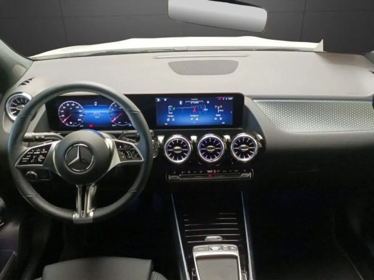 Mercedes-Benz GLA SUV usata a Novara (7)