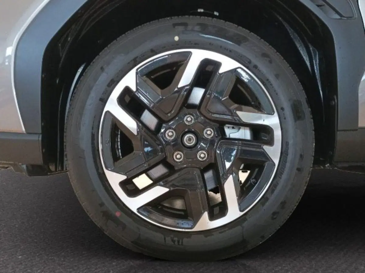 Subaru Forester nuova a Novara (8)