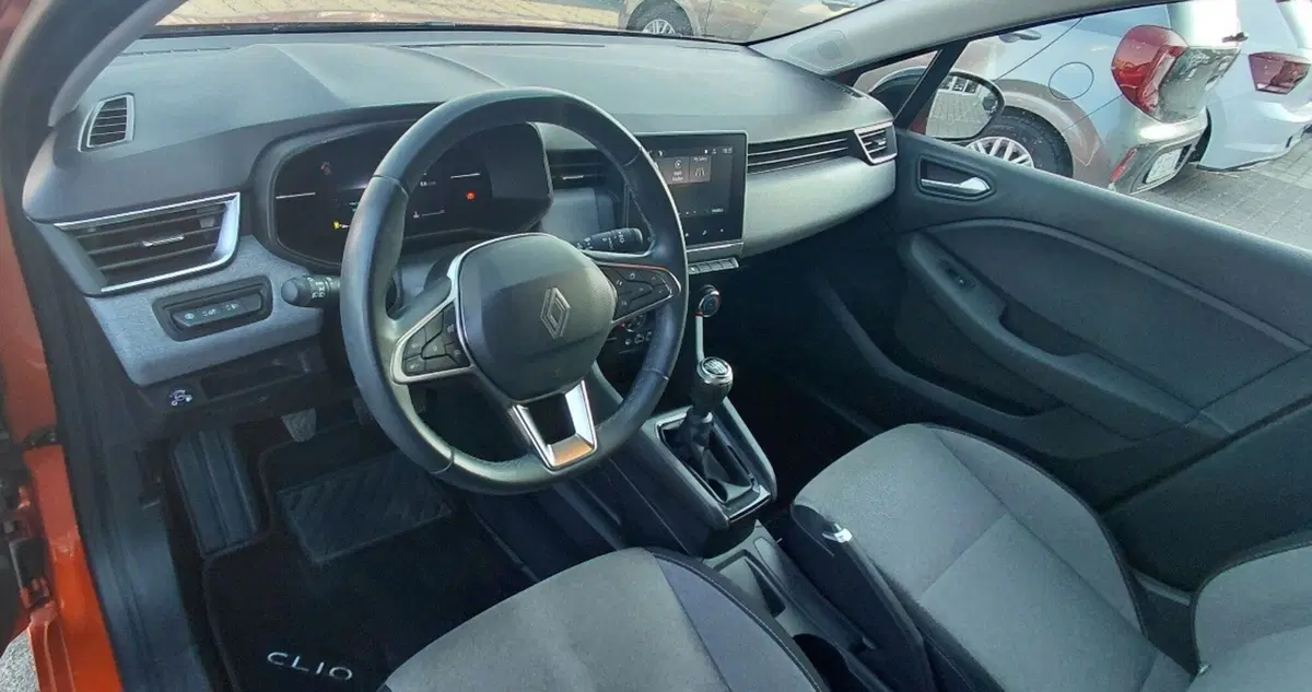 Renault Clio usata a Cosenza (8)