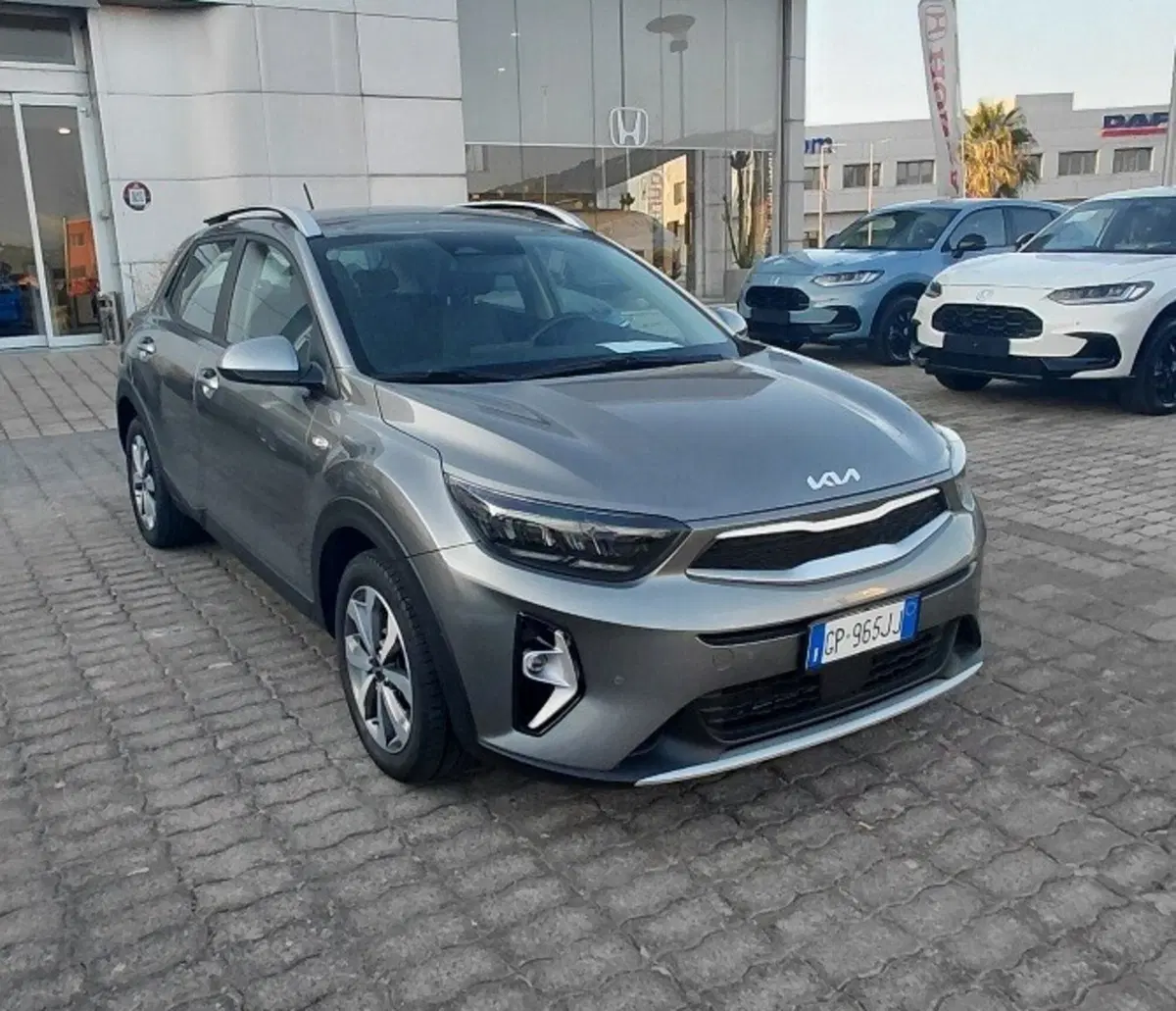 Kia Stonic usata a Cosenza (3)