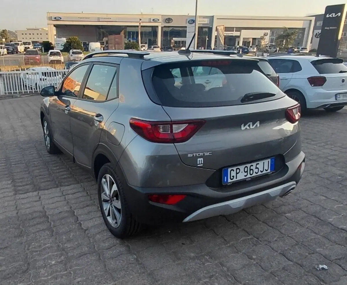 Kia Stonic usata a Cosenza (7)