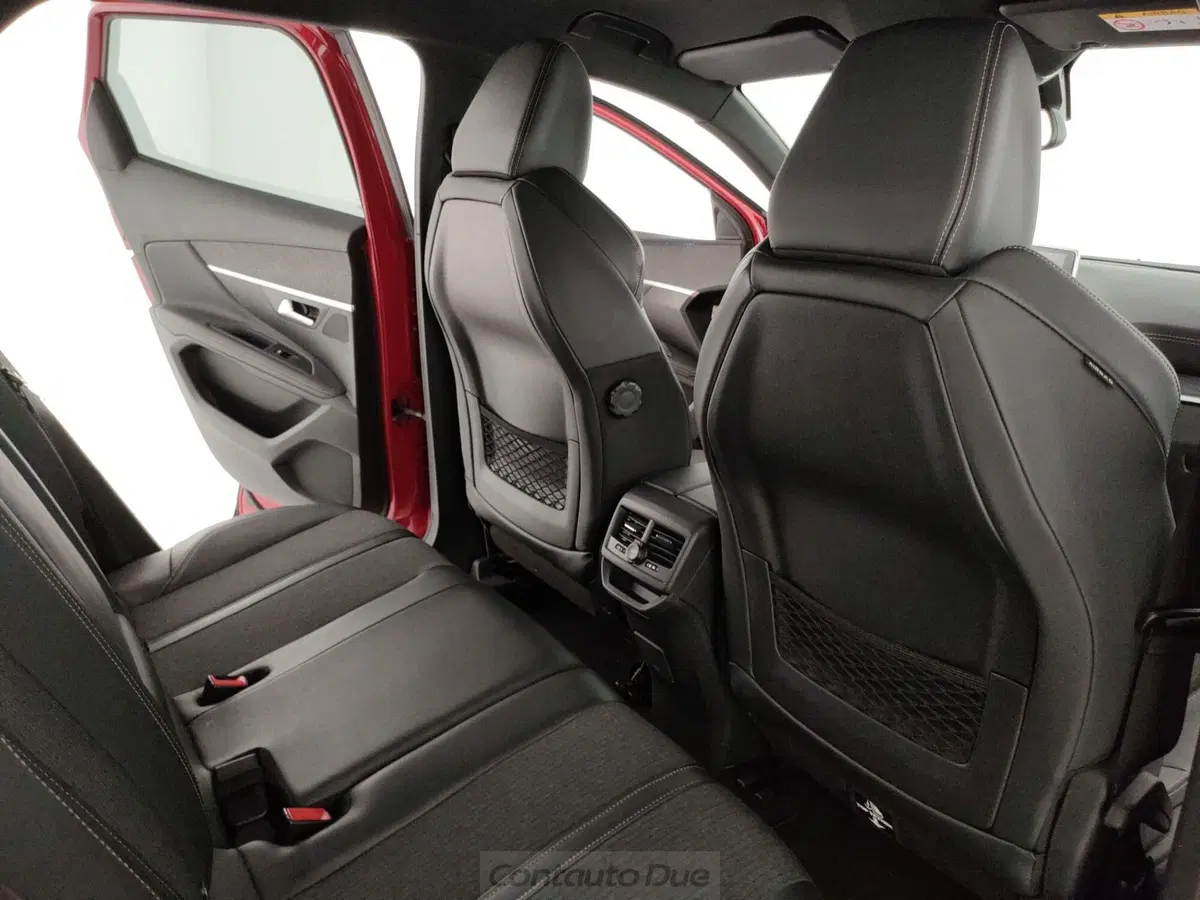 Peugeot 3008 usata a Caserta (16)
