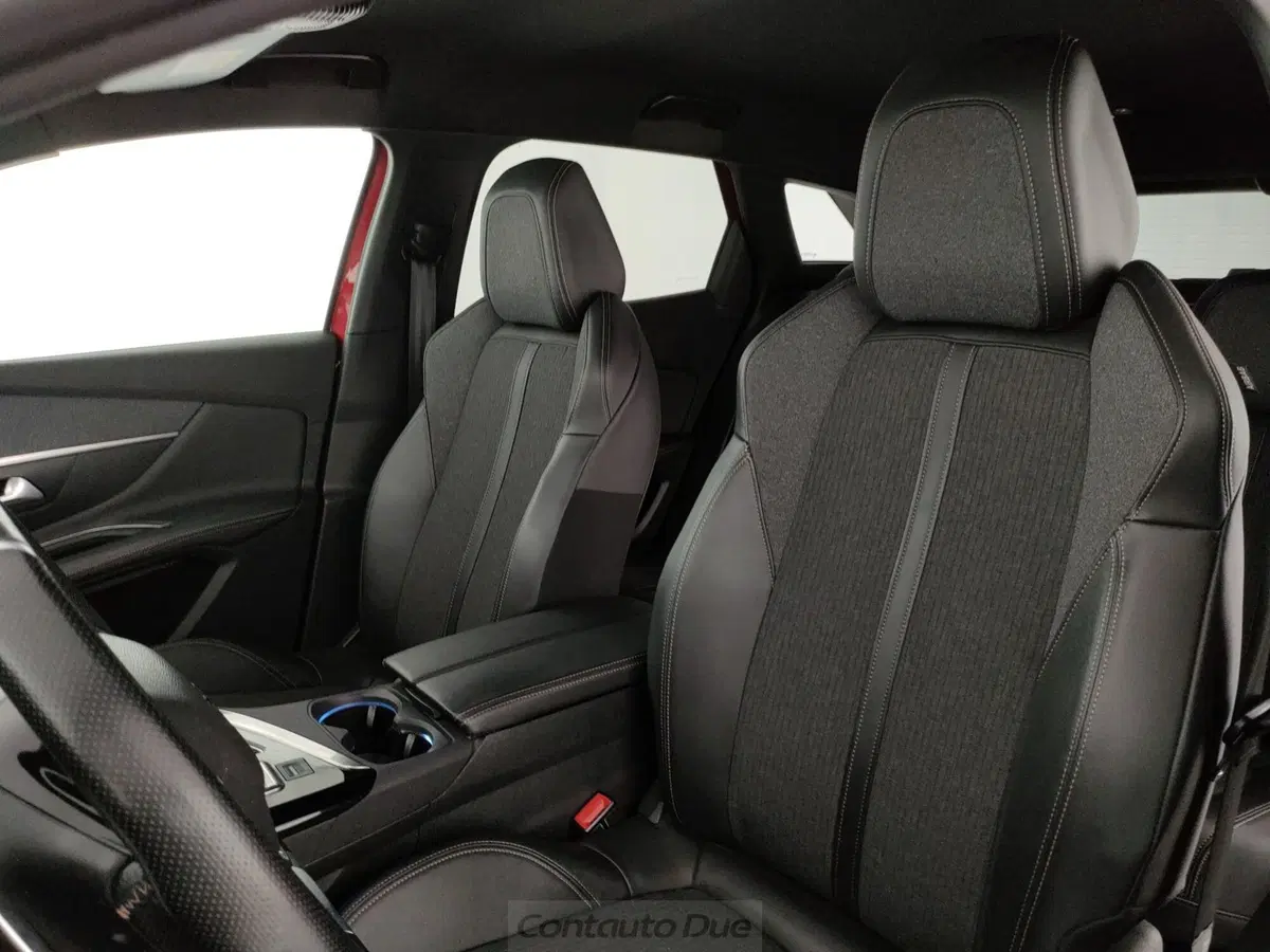 Peugeot 3008 usata a Caserta (19)