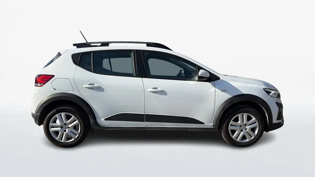 Dacia Sandero usata a Viterbo (4)