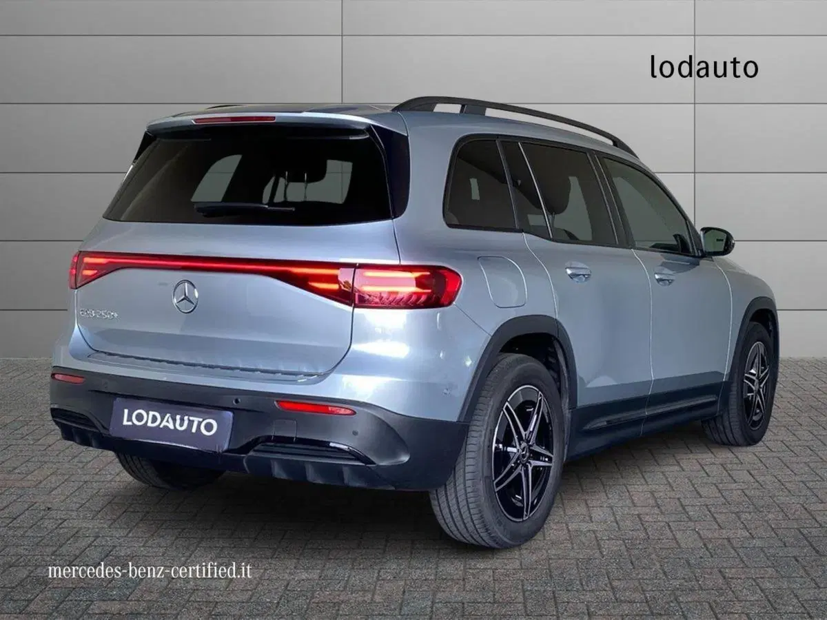 Mercedes-Benz EQB usata a Bergamo (2)
