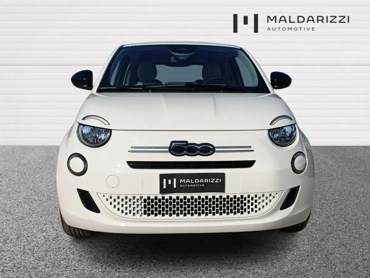 Fiat 500 nuova a Bari (2)