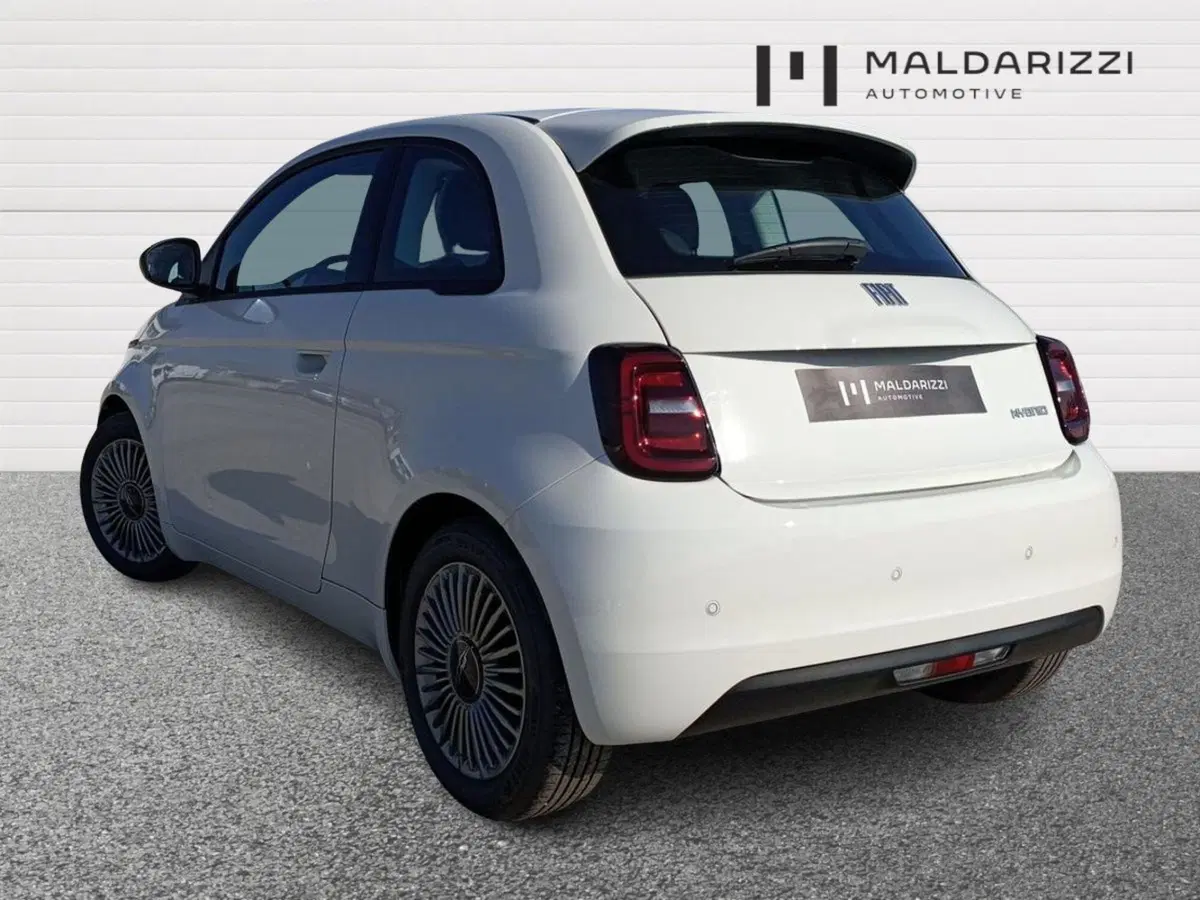 Fiat 500 nuova a Bari (4)