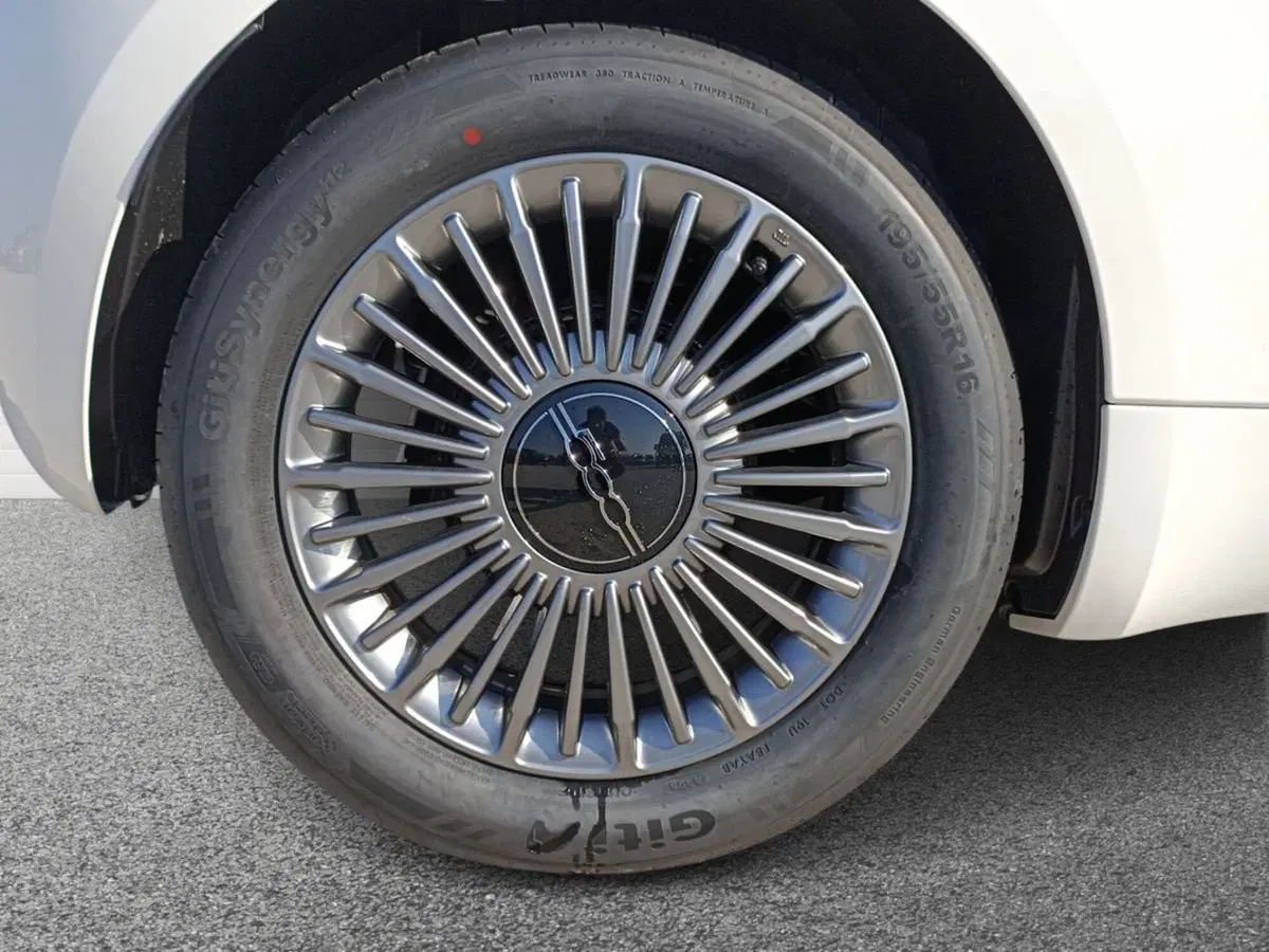 Fiat 500 nuova a Bari (6)