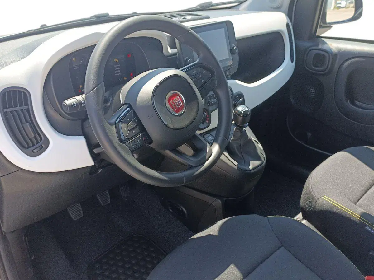 Fiat Pandina nuova a Bari (10)