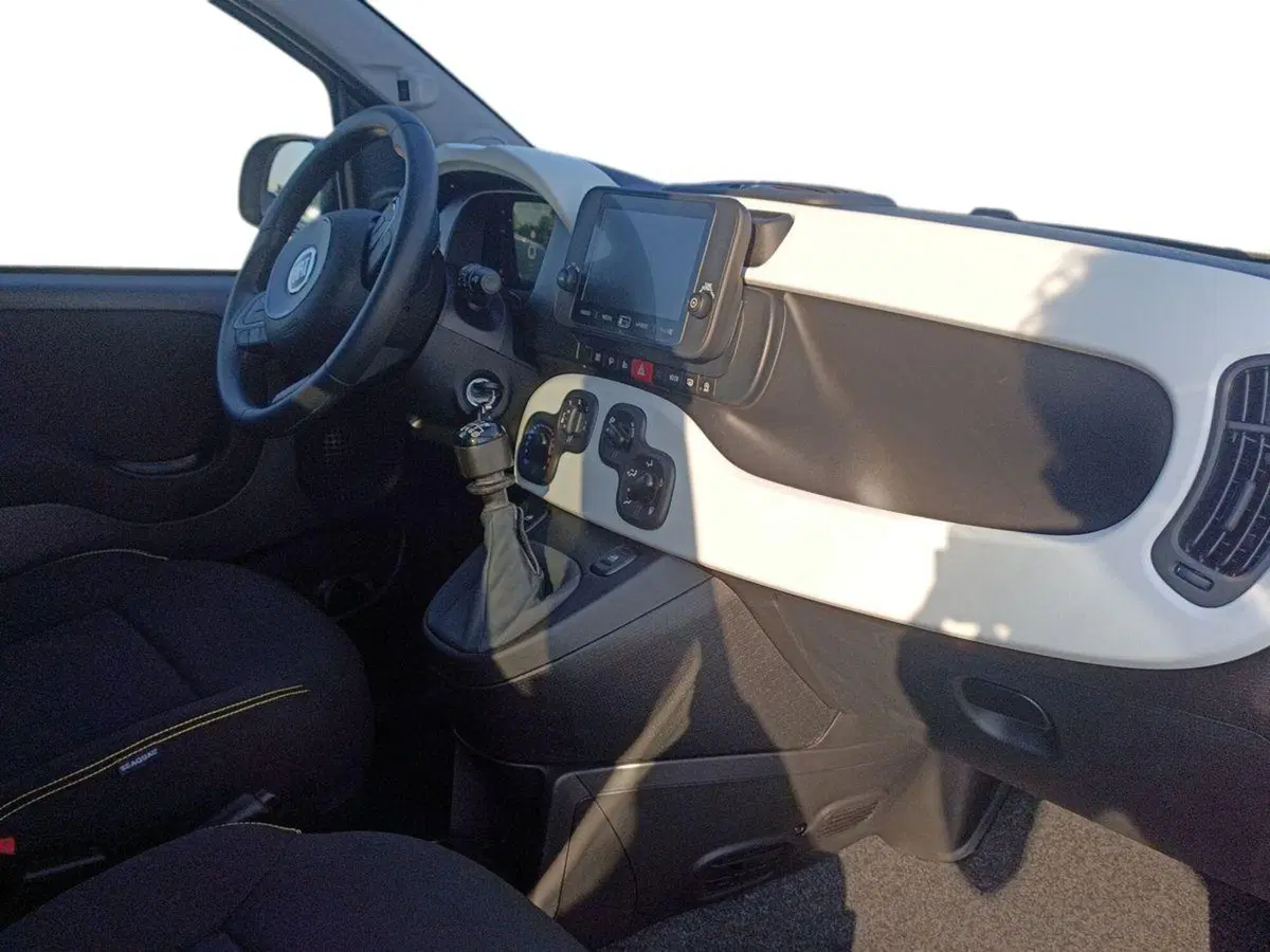 Fiat Pandina nuova a Bari (9)