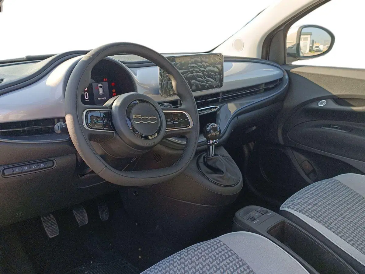 Fiat 500 nuova a Bari (10)