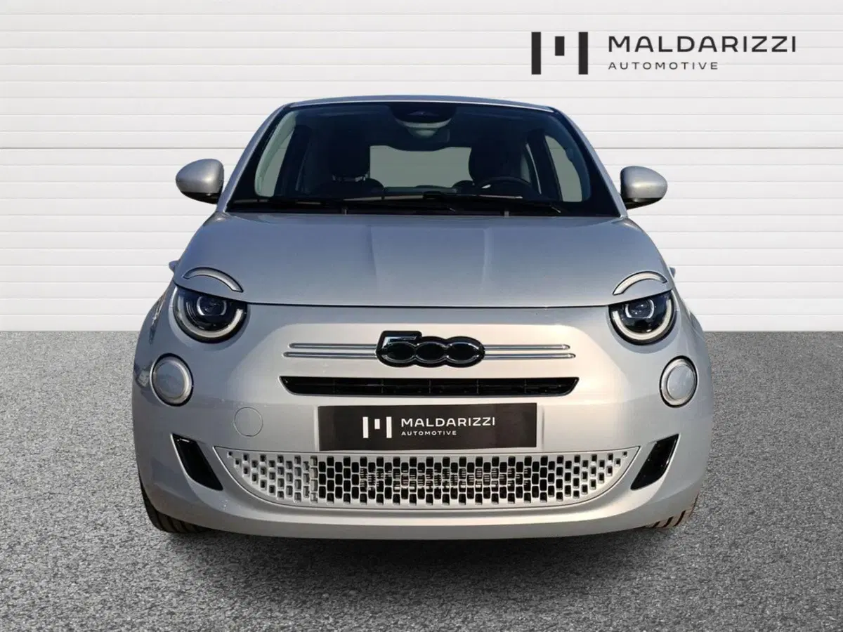 Fiat 500 nuova a Bari (2)
