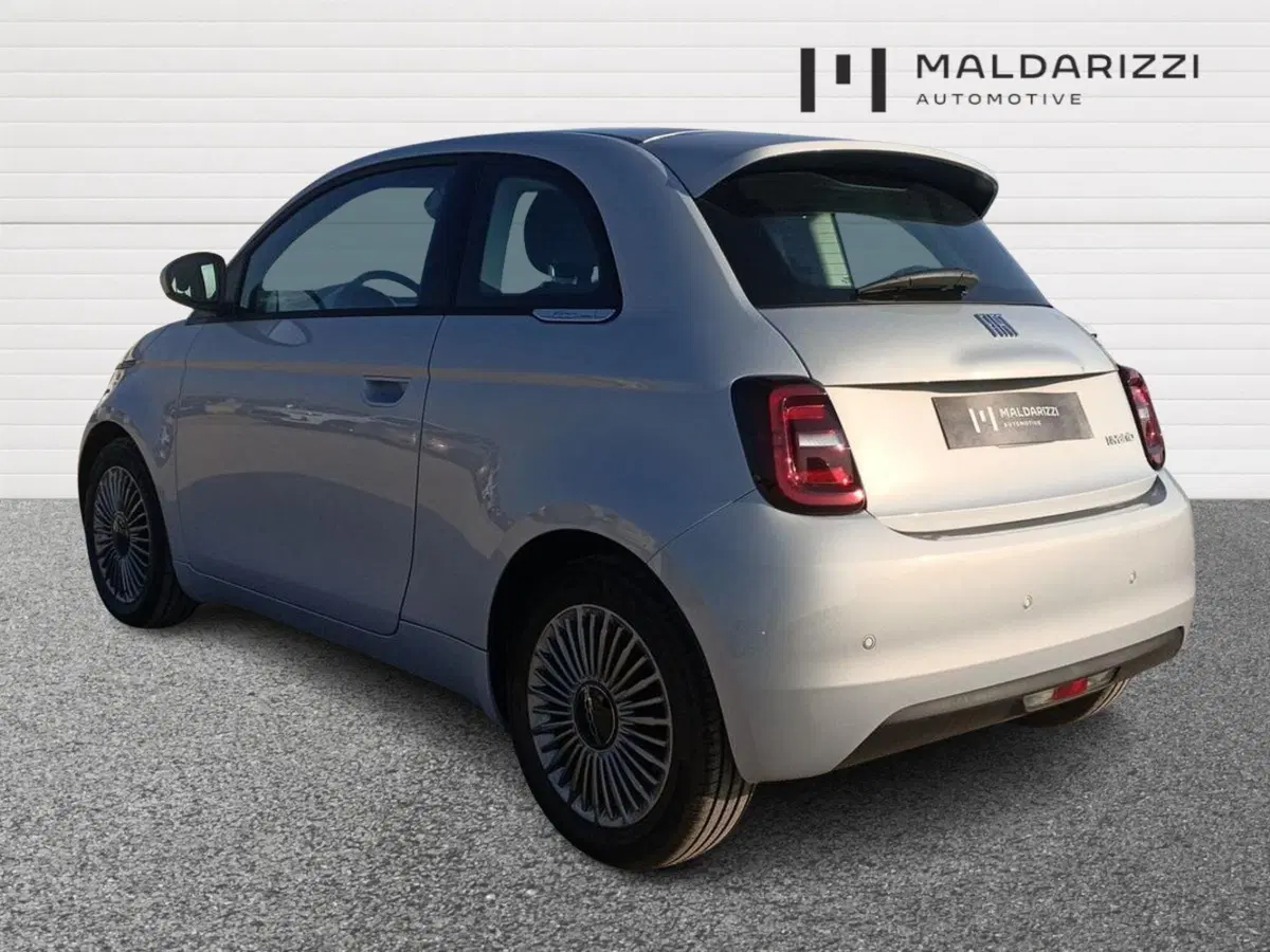 Fiat 500 nuova a Bari (4)