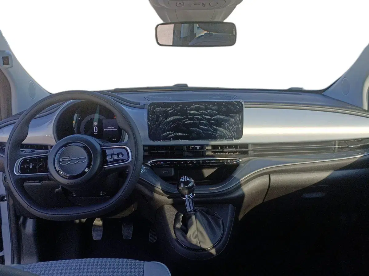 Fiat 500 nuova a Bari (8)