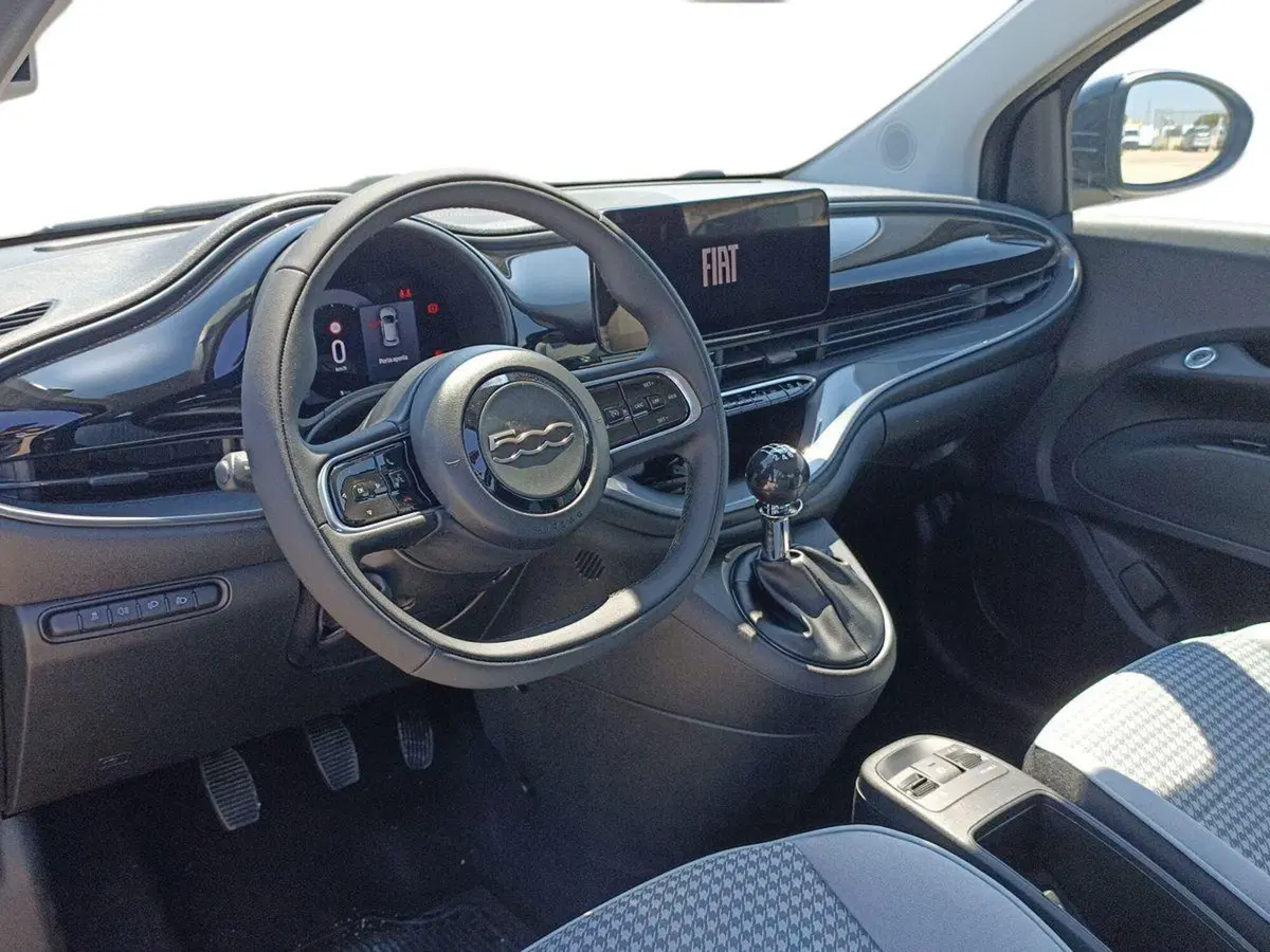 Fiat 500 nuova a Bari (10)