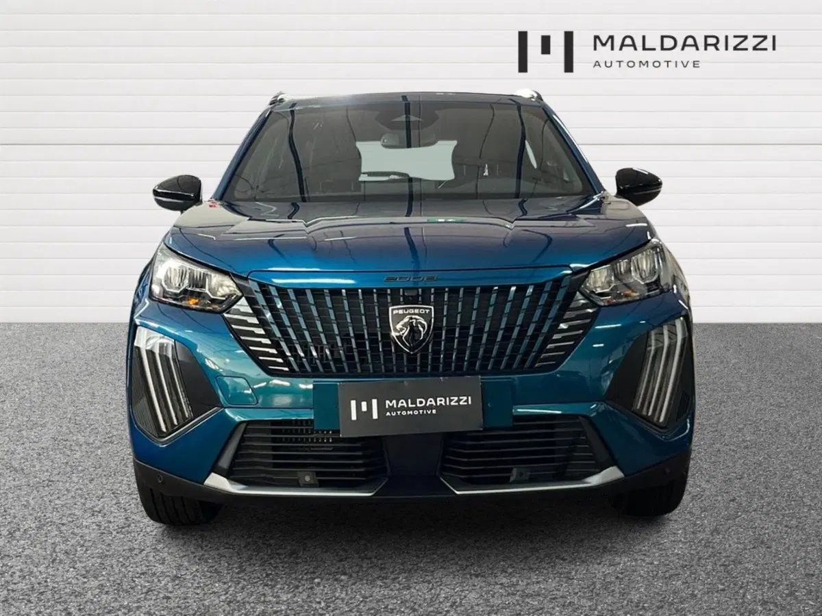 Peugeot 2008 usata a Bari (2)