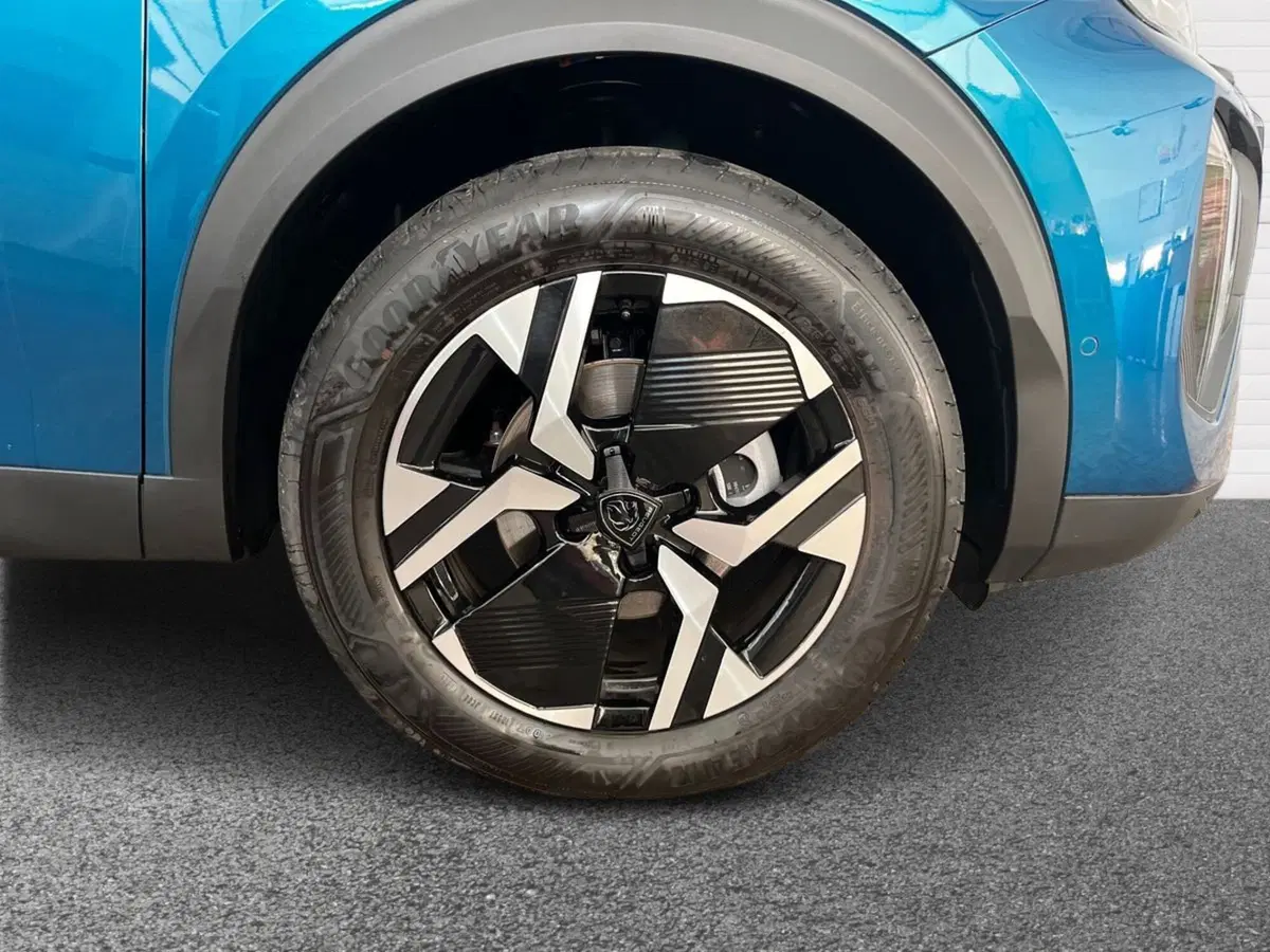 Peugeot 2008 usata a Bari (6)